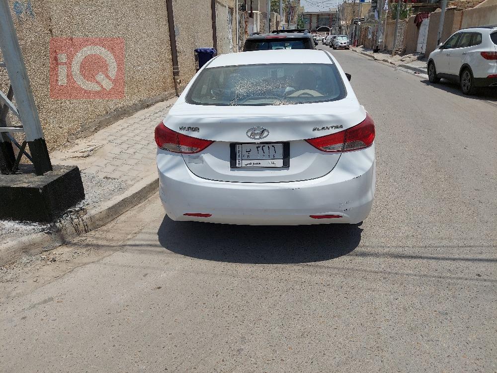 هیوندای ئەلەنترا